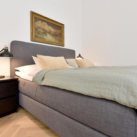 Apartman S Balkonom Trenčín Kültér fotó