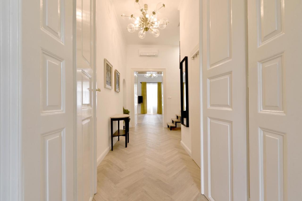 Apartman S Balkonom Trenčín Kültér fotó